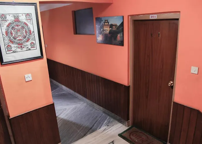 Hotel Tasi Dhargey *