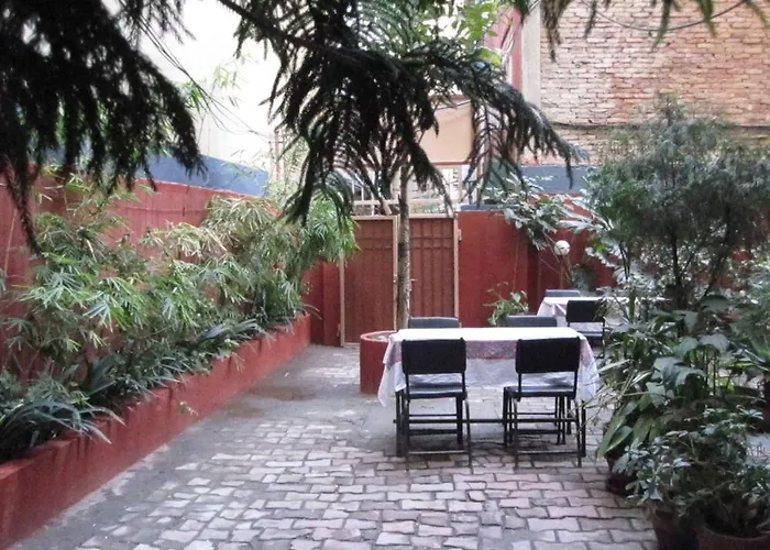 Tasi Dhargey Hotel *