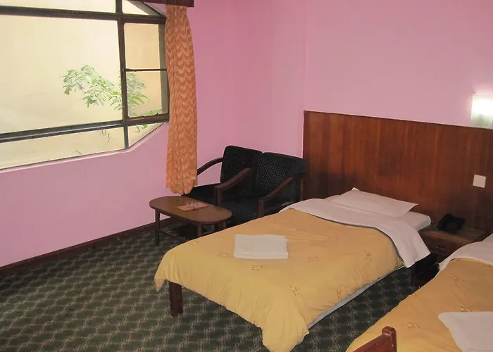 Hotel Tasi Dhargey *
